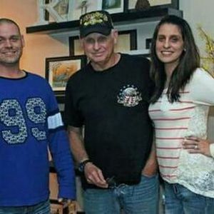 Meet your Posher, Robert